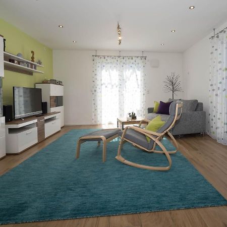 16Lilien Apartmentwohnung Вайблинген Экстерьер фото